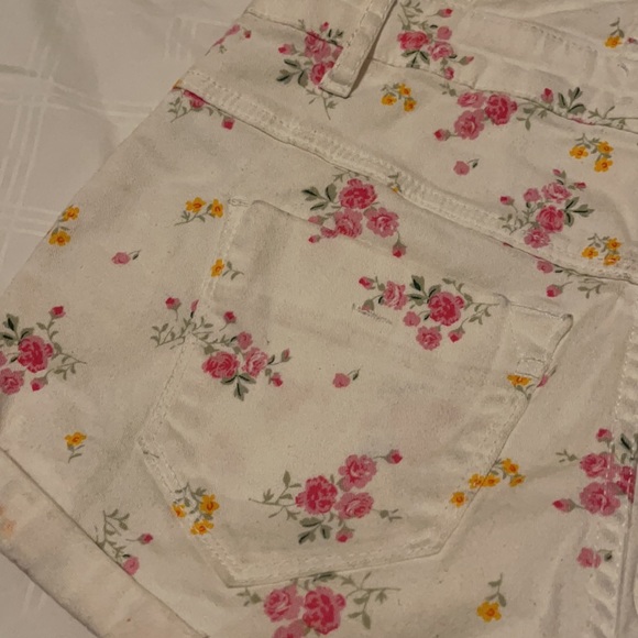 short - Picture 8 of 10